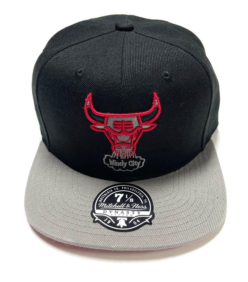 MITCHELL & NESS BACK TO BACK 93 CHICAGO BULLS SNAPBACK – So Fresh Clothing