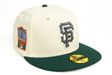 NEW ERA "1 UMBRELLA" SAN FRANCISCO GIANTS  FITTED HAT (CHROME/DARK GREEN)