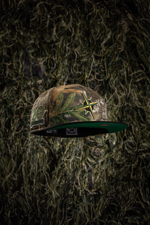 NEW ERA “COMPASS IN THE WOODS
