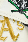 NEW ERA "MACK” OAKLAND ATHLETICS FITTED HAT (CHROME WHITE/BLACK/SCARLET)