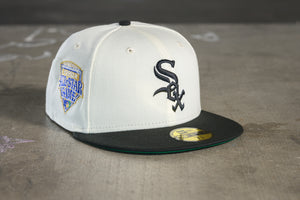 NEW ERA "FRE-DAY 2.0" CHICAGO WHITE SOX FITTED HAT (CHROME/BLACK)