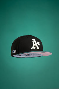 NEW ERA “TURF PINKY" OAKLAND ATHLETICS FITTED HAT (BLACK/GREEN)