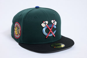 NEW ERA "CHILL FAM" CHICAGO BLACKHAWKS FITTED HAT (DARK GREEN/BLACK)