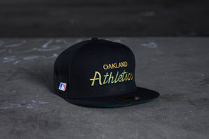 NEW ERA “RETRO SCRIPT" OAKLAND A'S FITTED HAT (BLACK/GREEN)