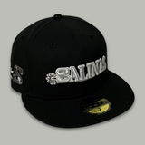NEW ERA “SILVER & BLACK" SALINAS SPURS FITTED HAT (BLACK/METALLIC SILVER)