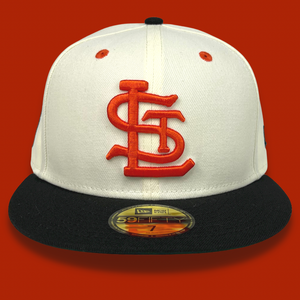 NEW ERA "COUNTRY CLUB 2.0" ST. LOUIS BROWNS FITTED HAT (CHROME WHITE/BLACK)