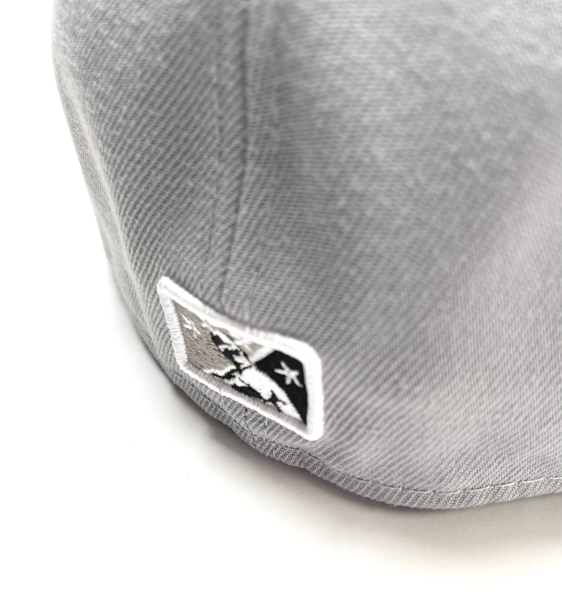 Louisville Bats New Era Milb On-Field Gray/Black Bill Mashers Cap 59FIFTY  Fitted Hat