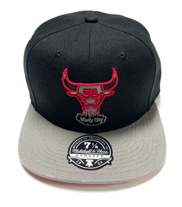 MITCHELL & NESS CORE CHICAGO BULLS FITTED HAT (RED) – So Fresh